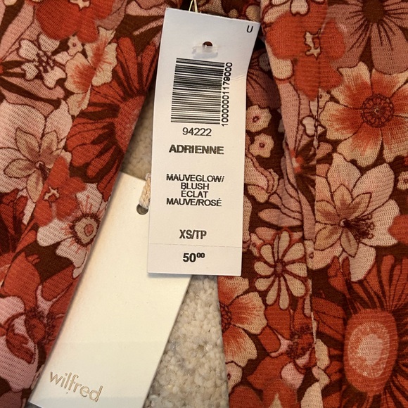 aritzia wilfred floral blouse - Picture 4 of 4